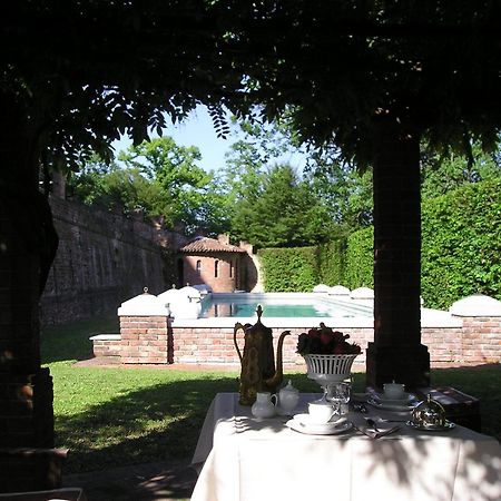 Castello Di Gabiano Villa Buitenkant foto