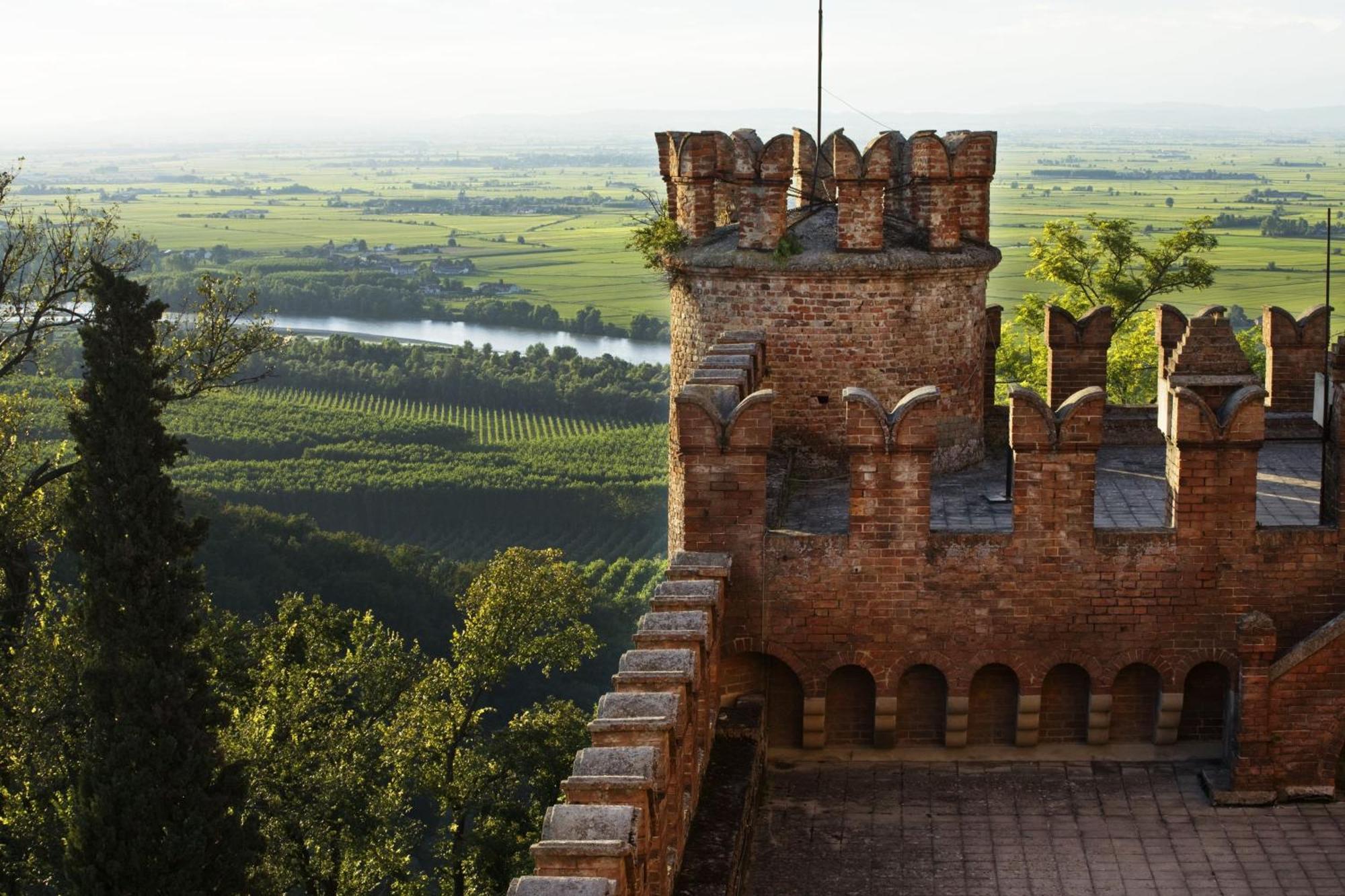 Castello Di Gabiano Villa Buitenkant foto