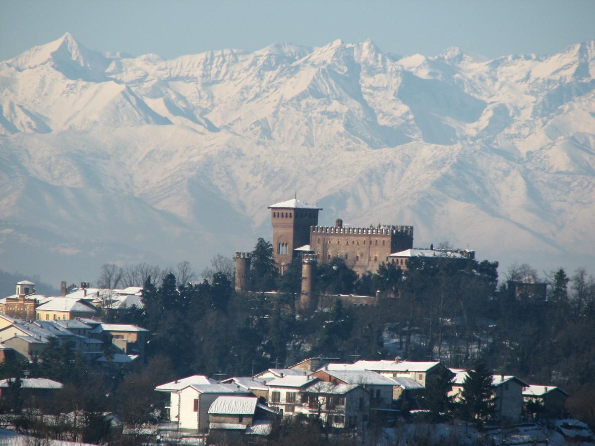 Castello Di Gabiano Villa Buitenkant foto